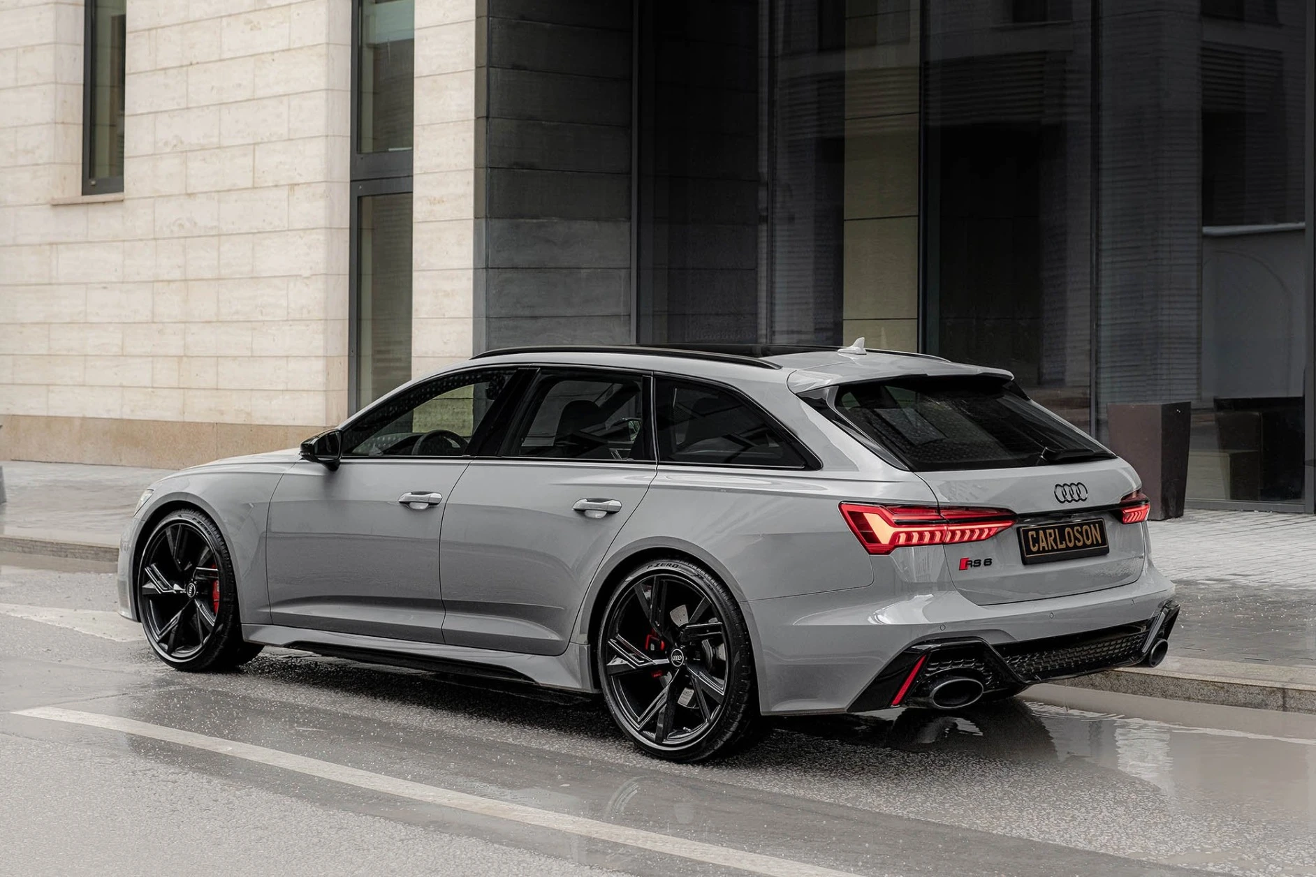 AUDI RS6